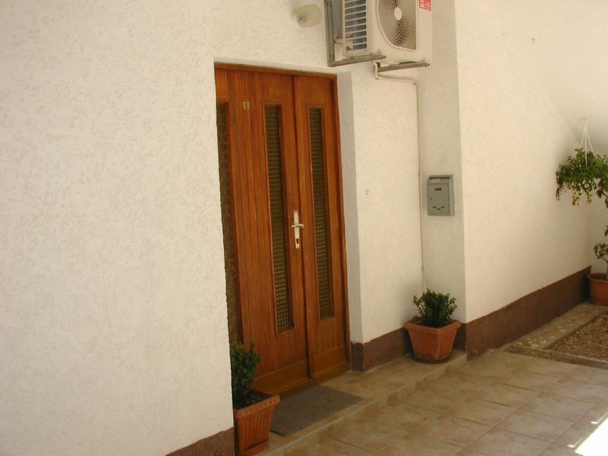 Apartman Jozo Orij Dugi Rat Bagian luar foto